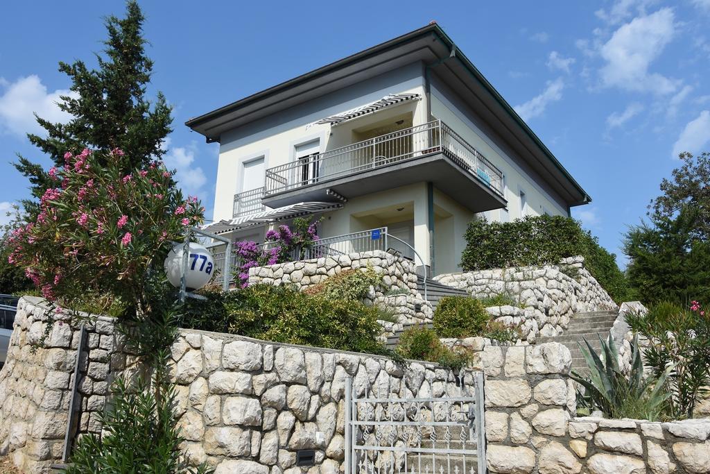 Apartments Car Kampor Pokoj fotografie